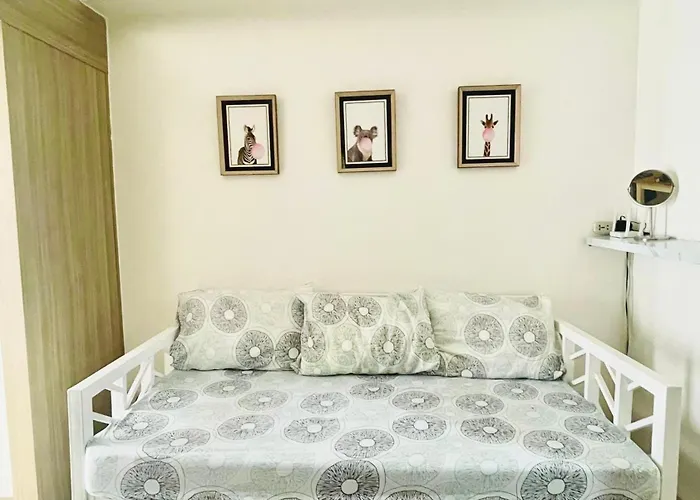 1 Bedroom Near Moa Naia With Parking Slot Included Pls Send Valid Ids Of Guests After Apartamento Manila