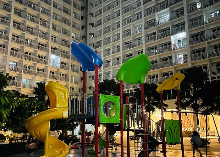1 Bedroom Near Moa Naia With Parking Slot Included Pls Send Valid Ids Of Guests After Manila