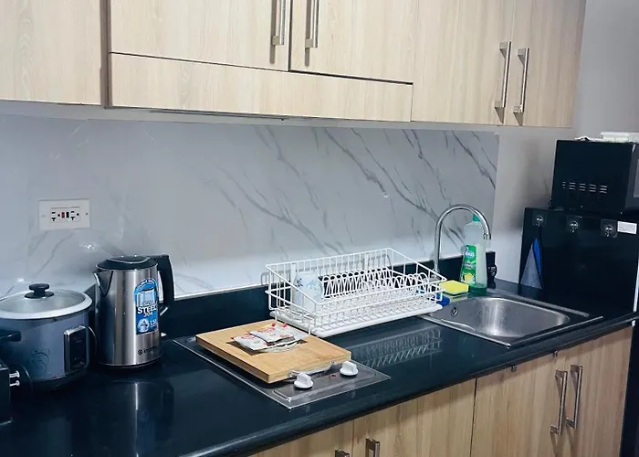 1 Bedroom Near Moa Naia With Parking Slot Included Pls Send Valid Ids Of Guests After * Manila